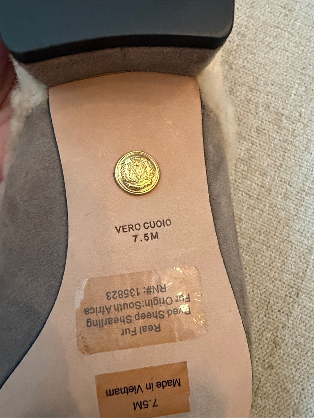 Veronica Beard Cecile Cap Toe Shearling Slides- size 7.5 - Picture 4 of 4